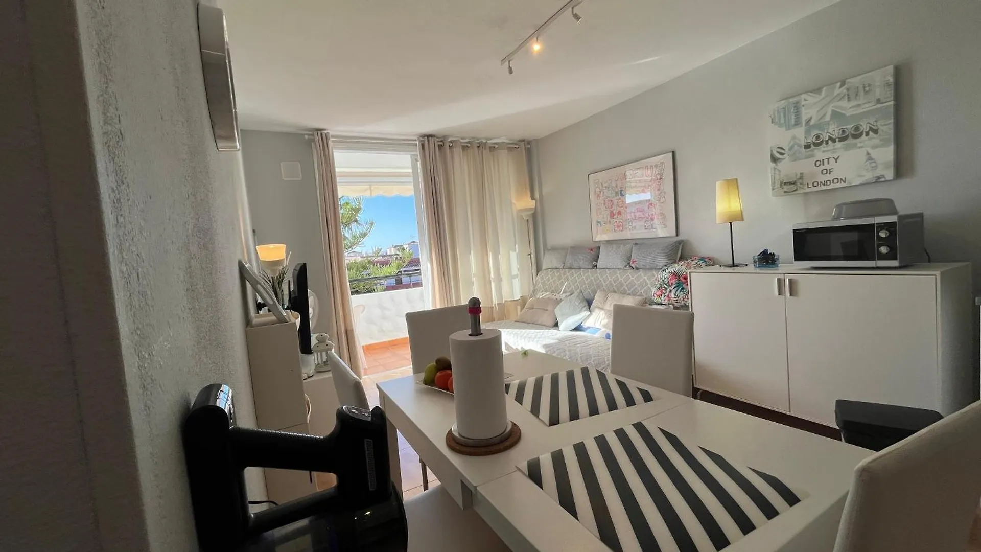 Apartamento Chasna Garden Arona  España